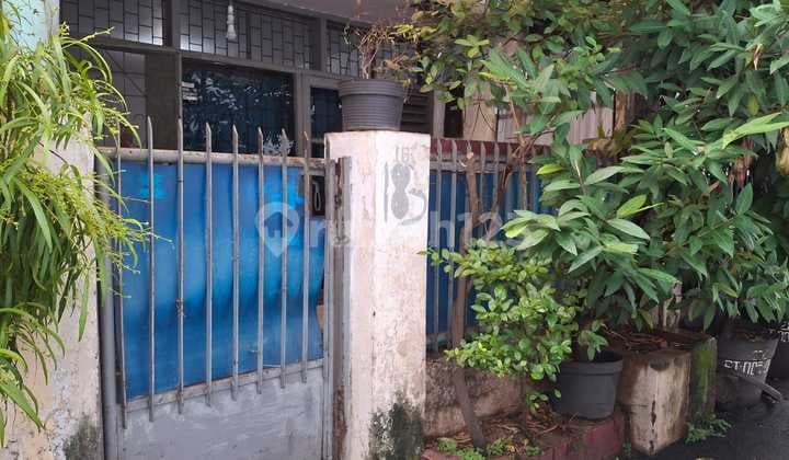 Rumah, 2 Lantai, SHM, di Grogol, Bu