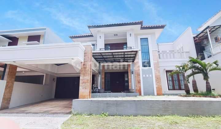 Rumah Mewah Disewakan Minimal 2 Tahun Siap Huni Semi Furnish