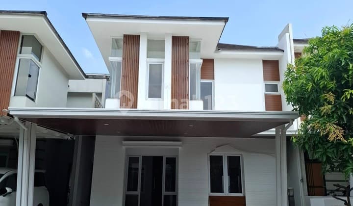 2-Story House in Kota Wisata, Beautiful Condition, Ready to Move In