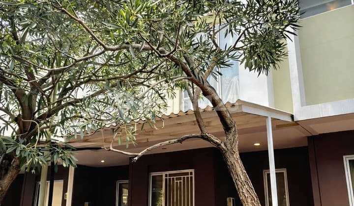 For Sale Semi-Furnished House in Paramount Gading Serpong