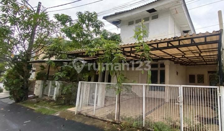 Dijual Cepat Rumah Murah Dibawah Pasaran 2 Lantai di Lingkungan Asri Tenang di Sektor 9 Bintaro Jaya