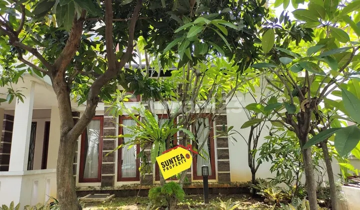 Prestigious Bintaro 9 House, Easy Strategic Access (Sp 1079 Ia)