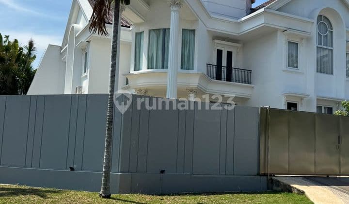 Pik Pinisi Indah - Hook House 686 m², 2 Floors