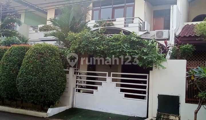 Rumah cantik di Jakarta Timur