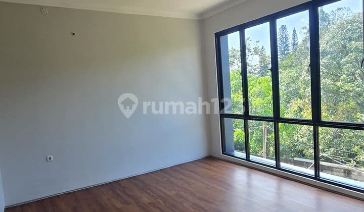 Rumah Strategis Antara Depok.cinere.pondok-Banten.diapit Toll.lingkungan Asri Nyaman