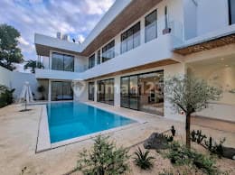 Dijual Villa di Poh Gading Jimbaran Bali