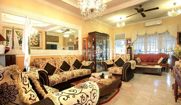 Rumah Mewah Dijual Tanah Kusir Hampir Full Furnished