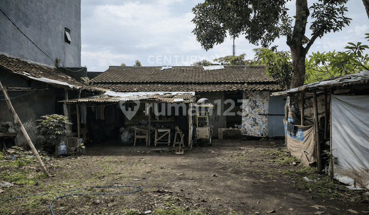 Tanah 236M2 di Selatan Pakuwon Mall Jogja Ideal untuk Bisnis