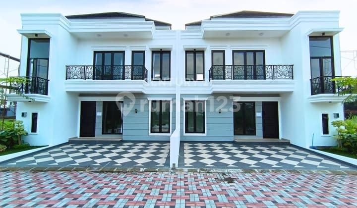 Rumah Mewah 2Lt Dekat Mall Sch Unik 15 Menit Ugm