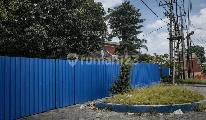 Land Building Next to the DIY Regional Police, Suitable for Office