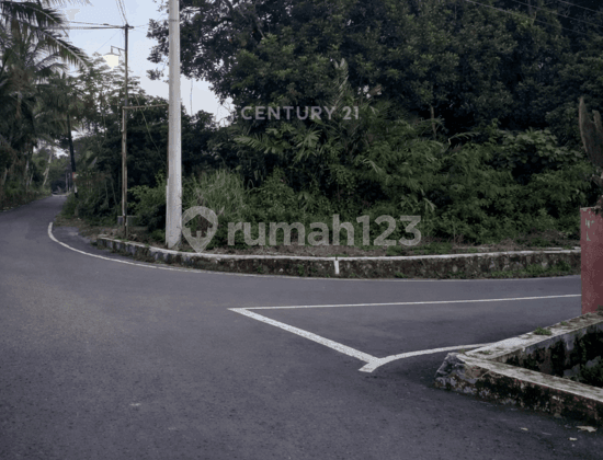 Tanah 254M2 Posisi Hook di Jalan Palagan Dekat Eco Wisata
