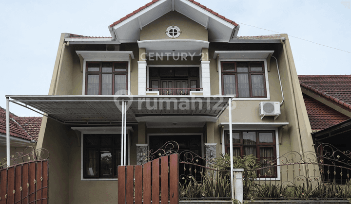 House in a Housing Estate Near the Campus of Land Affairs Suitable for Residence