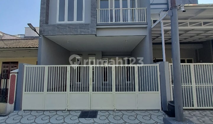 A020. Dijual Rumah Baru Modern Minimalis 2 Lantai Pondok Candra Waru Sidoarjo