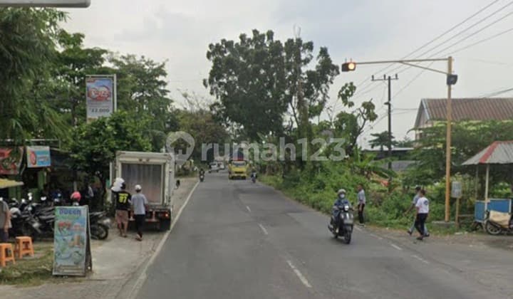 A159. Dijual Tanah dan Bangunan Jl. Raya Jombang - Babat bisa untuk Industri
