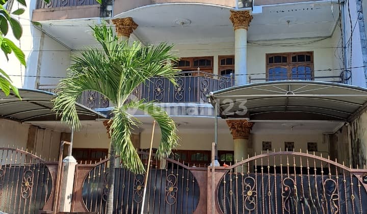 A133. Dijual Rumah Kost 3 Lantai Rungkut Mejoyo Utara
