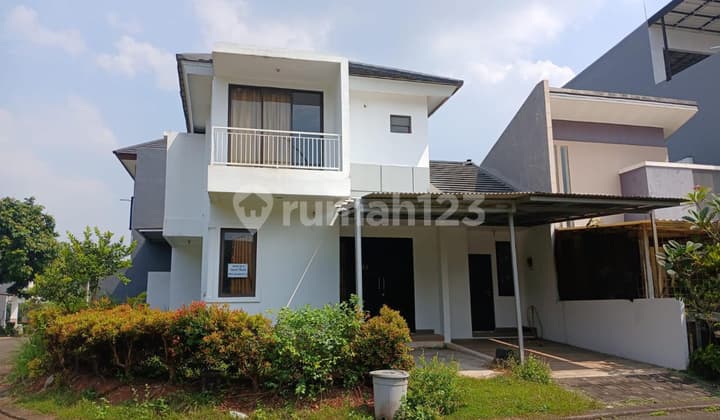 Disewakan Rumah Hoek Bangun Mandiri di Cosmo The Icon Rumah Eastethic Luas Depan Rumah Kavling Kosong