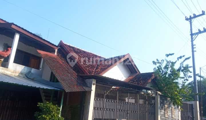 Livable Economical House in Sinduharjo Ngaglik - Easy Access to Jakal, Colombo Market, and UGM Campus Area