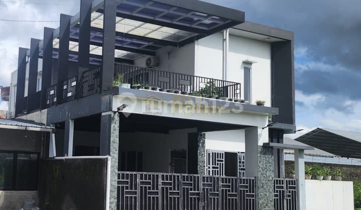 Modern Elegant Ready-to-Occupy Residence in Central Mertoyudan | Ideal for Homestay & Investment