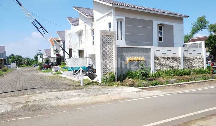 Bebas Banjir, Rumah, 1 Lantai, SHM, Dekat Tempat Wisata, Ada di Lingkungan Islami,