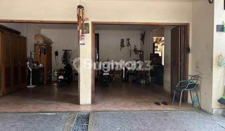 Rumah 1 lantai pojok (hook) dengan nuansa Jawa di lingkungan nyaman + siap huni GAYUNGKEBONSARI