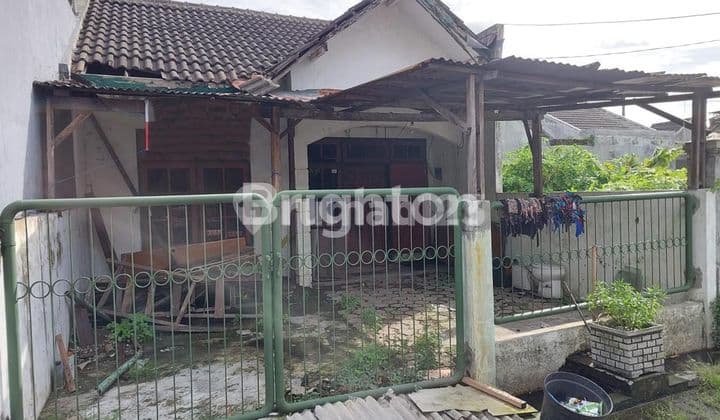 Rumah 1 lantai (hitung tanah) strategis dekat kota GADING FAJAR 2