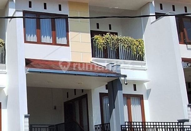 Rumah Villa dengan View Gunung Dibatu Siap Huni
