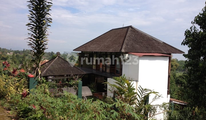 Bebas Banjir, Rumah, SHM, Dekat Tempat Wisata, di Tamansari