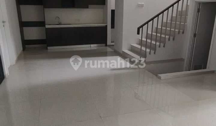 For Sale Luxury 2-Story House in Kebayoran Bintaro