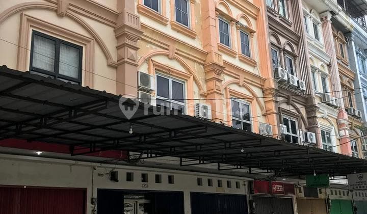 For Sale 2 Attached Shophouses Central Jakarta 5 Floors Good Access Affordable NJOP Price