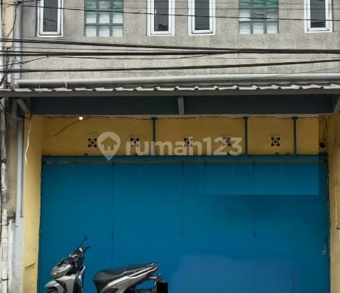 Peluang Usaha di Kebon Kopi ! Ruko SHM Area Ramai