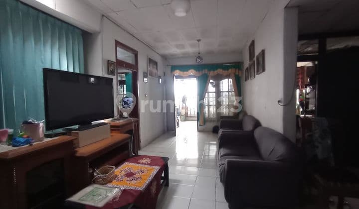 Rumah Lingkungan Nyaman di Cijerah