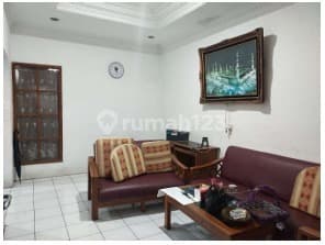 Rumah Lokasi Strategis Lingkungan Nyaman di Pharmindo