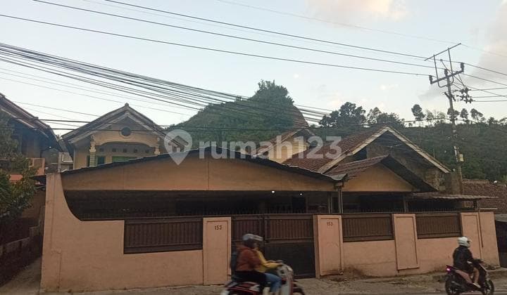 Main Road House Jl Bandung-Garut