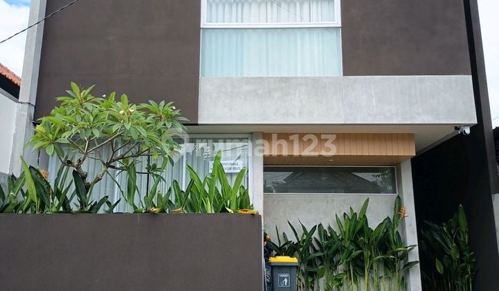 Jual Villa Mewah