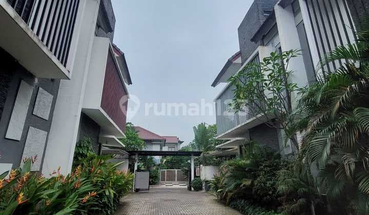 Disewakan Rumah Kemang di Jakarta Selatan, Siap Huni Full Furnished