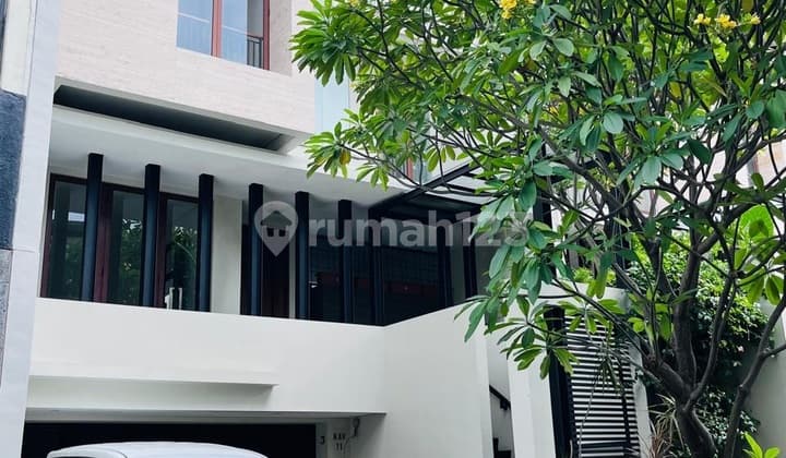 Rumah Townhouse Cipete Cilandak 4Br Pool Dekat MRT & Citoz