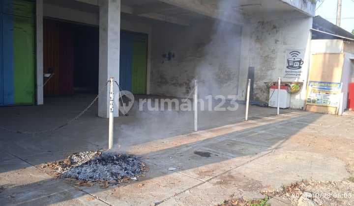 Disewakan Bangunan Toko dan Gudang Strategis di Mt Haryono Jember