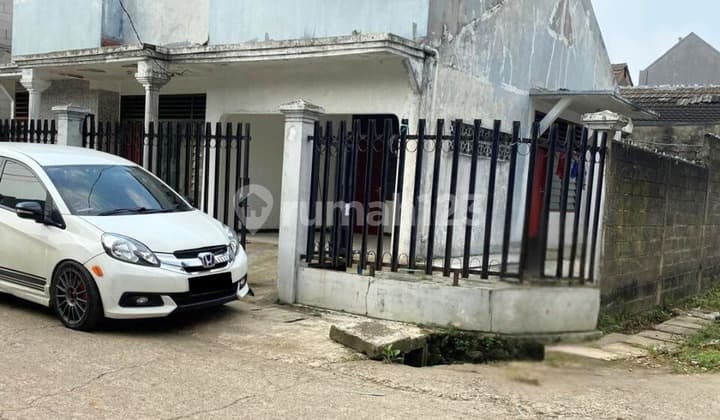Rumah Apa Adanya Posisi Hoek Dekat Kantor Walikota di Ciater Permai, Tangerang Selatan
