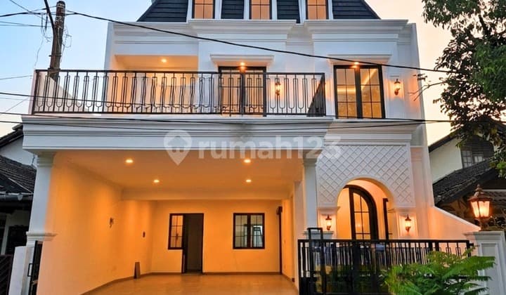 Rumah Baru American Classic With Pool di Bintaro 3 - Tangsel