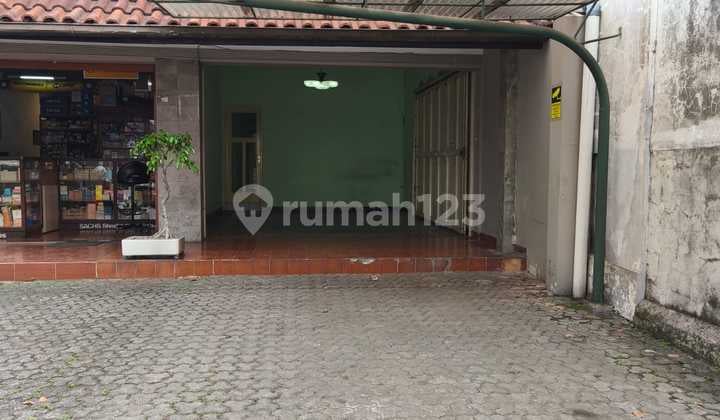 Disewa Ruko 2 LT di Mainroad Wastukencana Pusat Kota Bandung