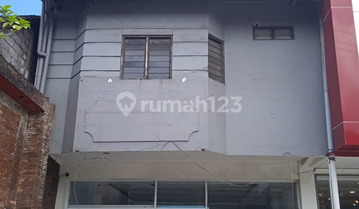 Ruko Strategis.di Gatsu Timur