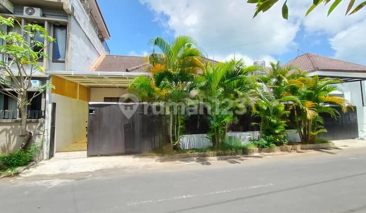 Rumah Modern Minimalis di Jimbaran Badung - Bali Selatan