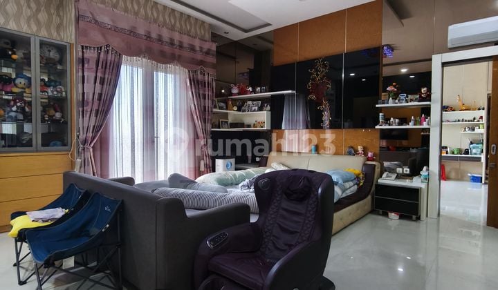 Rumah Mewah Modern Classic di Metro Sunter Jakarta Utara