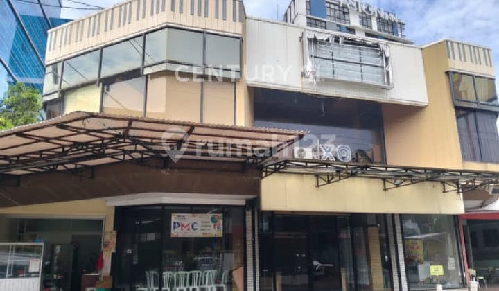 Building for Sale in Central Business District, Priced Based on Land Value