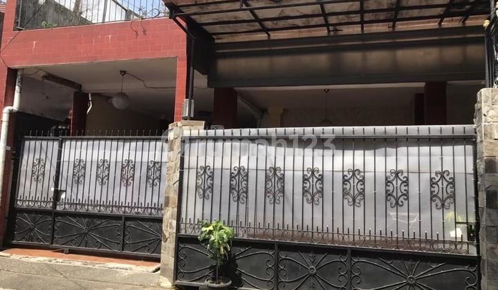 Rumah Nyaman dan Siap Huni di Batu Ampar, Kramat Jati, Jakarta Timur