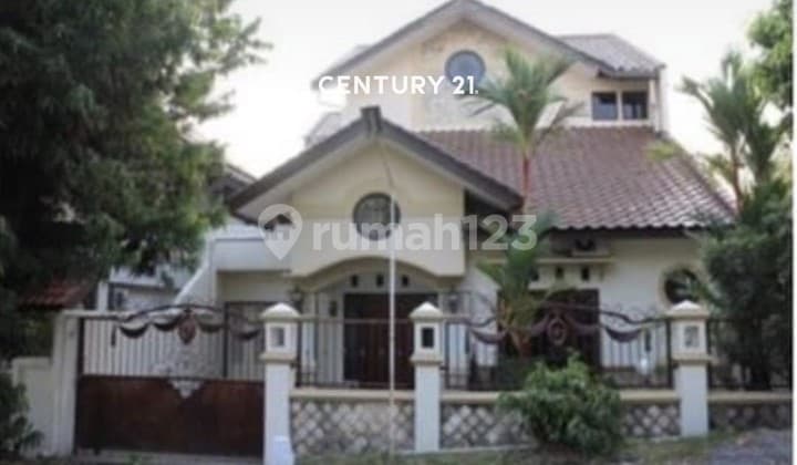 Ready-to-occupy house, good condition, highland area, flood-free.