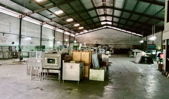 Gudang Yos Sudarso, Tangerang LB 1100, LT 2465