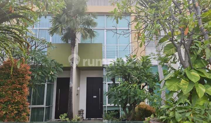 Dijual Rumah di De Oaze Residence Townhouse di Tomang Jakarta Barat