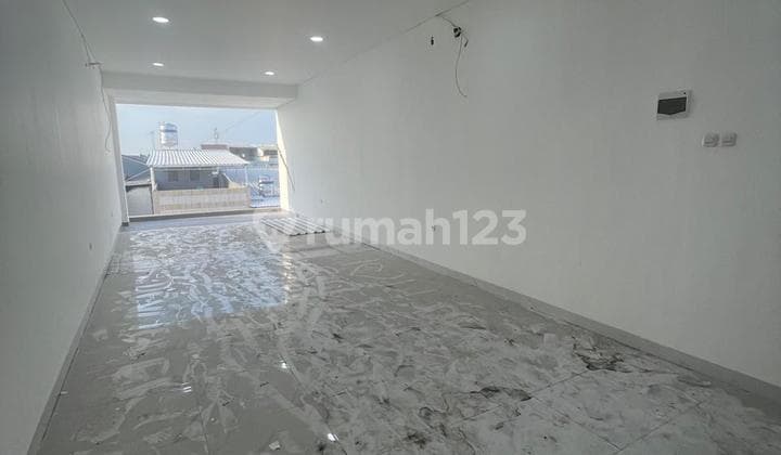 Ruko di Jelambar Utama 3 Jakarta Barat