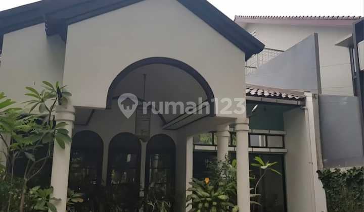 Rumah Komersil Hitung Harga Tanah di Senopati Jakarta Selatan